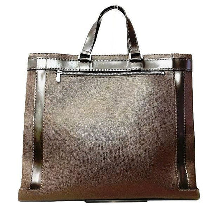 Louis Vuitton Taiga Kasbek GM Tote