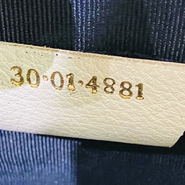 Gucci Vintage Navy White Leather Shoulder Bag