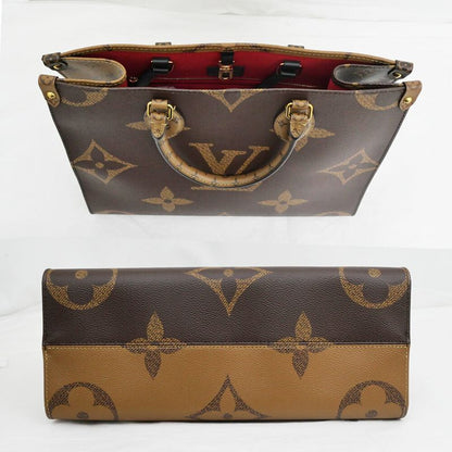 Louis Vuitton Monogram Giant on the Go MM Tote