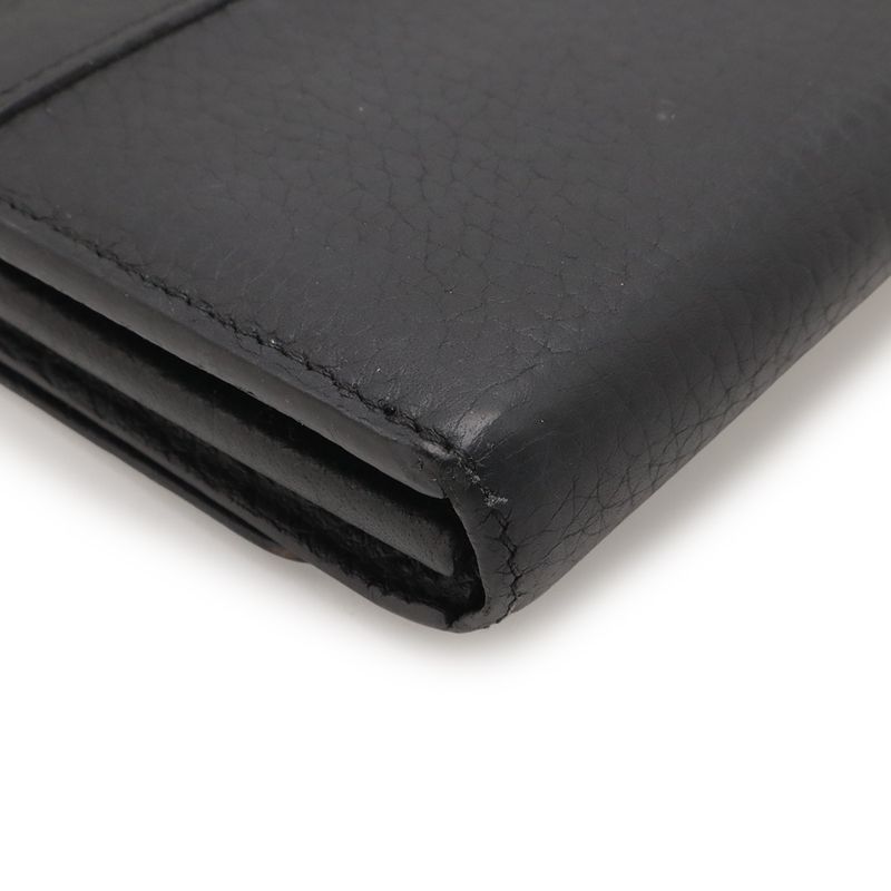 Louis Vuitton Portefeuille Capucines Bifold Wallet