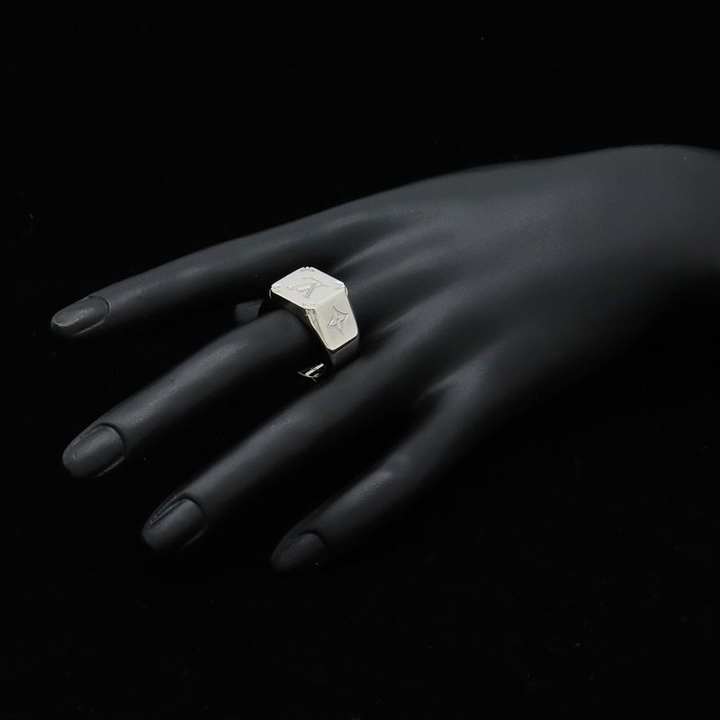 Louis Vuitton Signet Ring Monogram Metal Silver