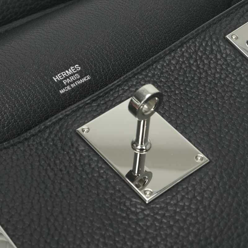 Hermes Gipsiere 31 Shoulder Bag Taurillon Clemence Noir Black