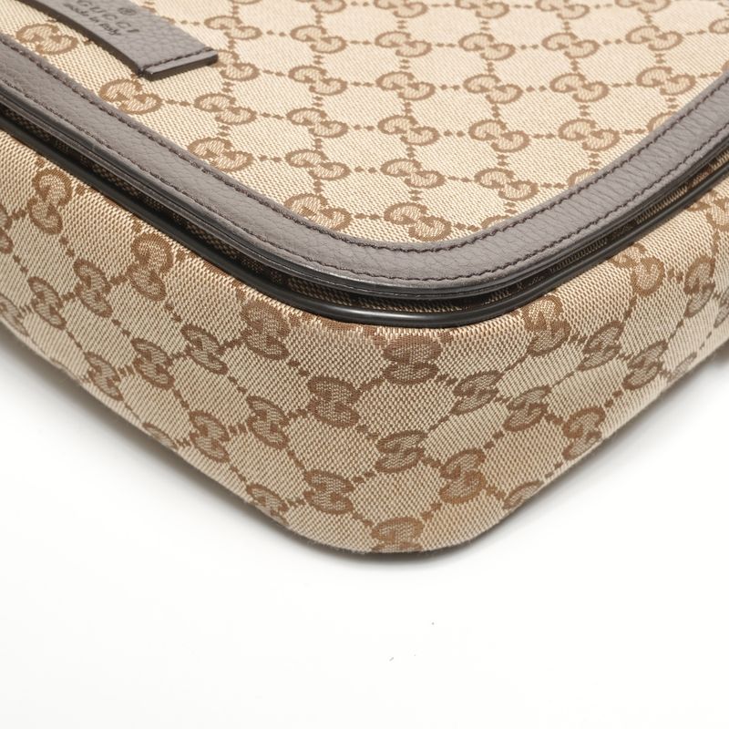 Gucci Shoulder Bag GG Canvas