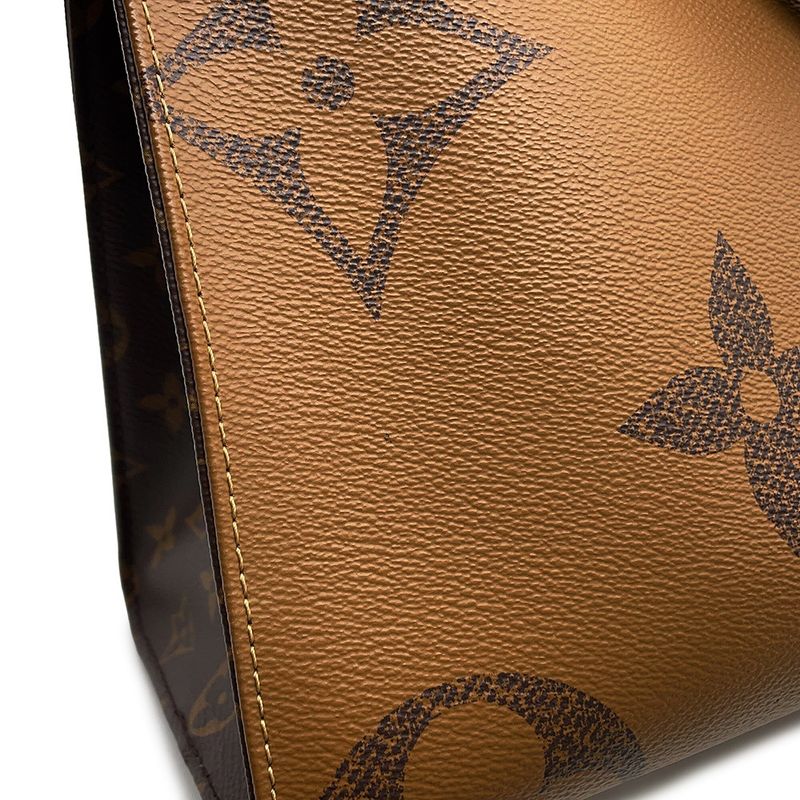 Louis Vuitton Tote Monogram Reverse Giant on the Go MM 2-Way