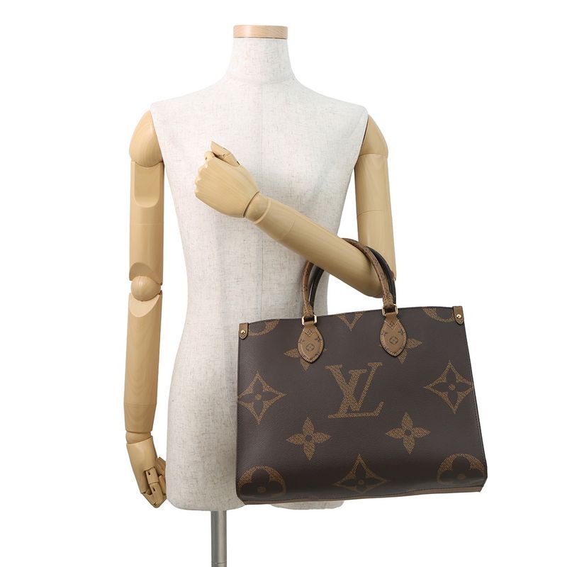 Louis Vuitton Tote Monogram Reverse Giant on the Go MM 2-Way