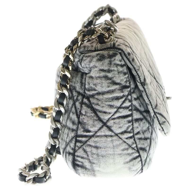 Chanel 19 Flap Shoulder Bag Gray Denim