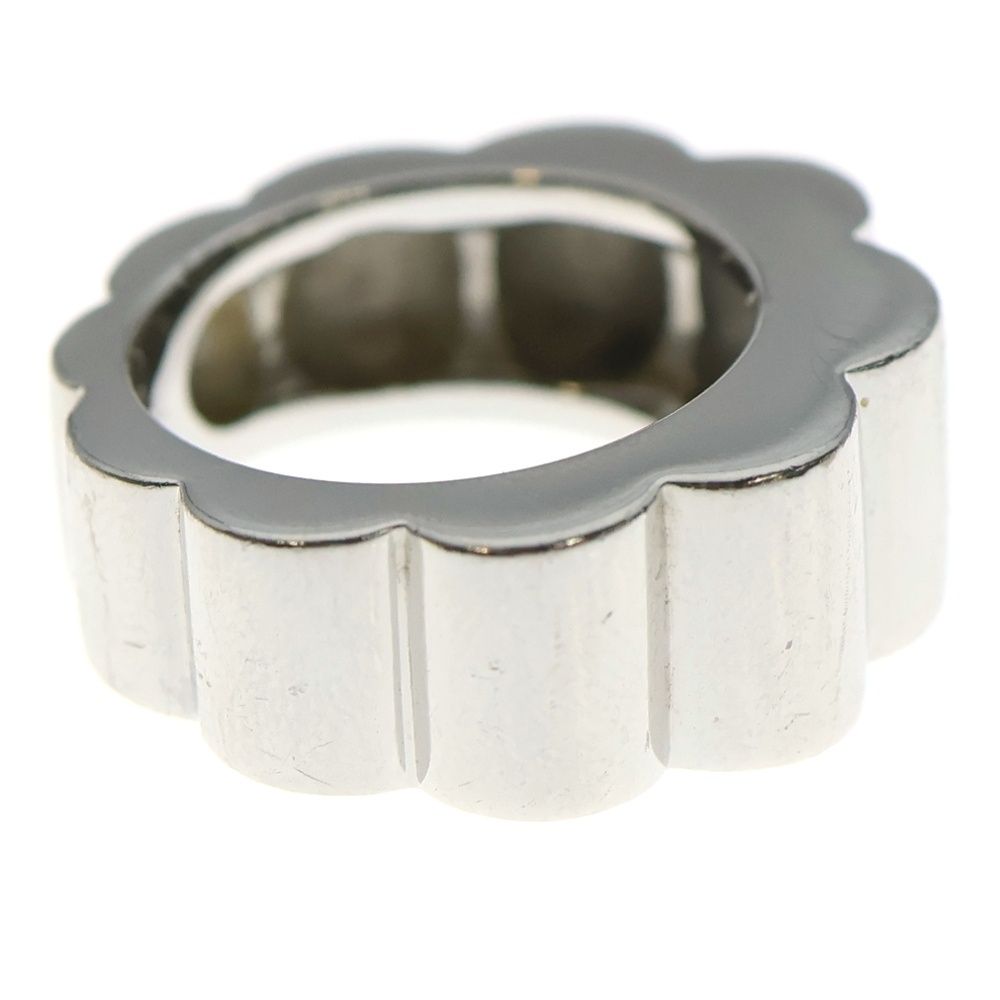 Chanel Profile de Camellia Ring White Gold