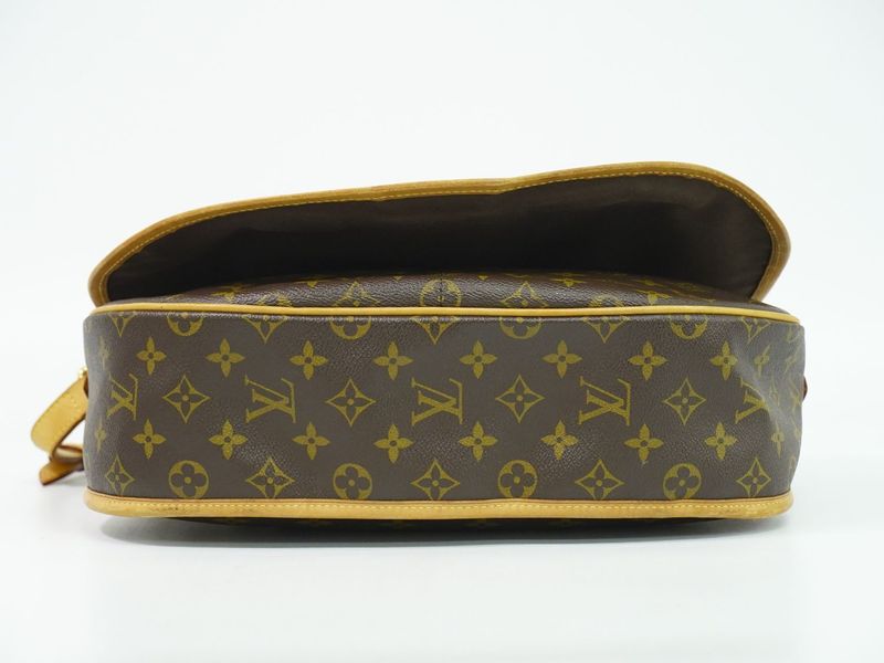 Louis Vuitton LV Menilmontan MM Monogram Shoulder Bag Pochette Brown