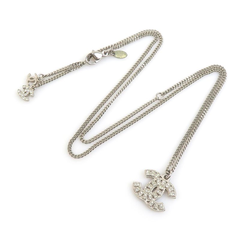 Chanel Necklace CC Logo