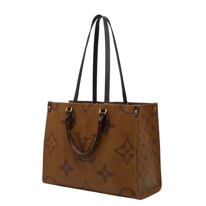 Louis Vuitton Monogram Giant Reverse on the Go MM Shoulder Bag