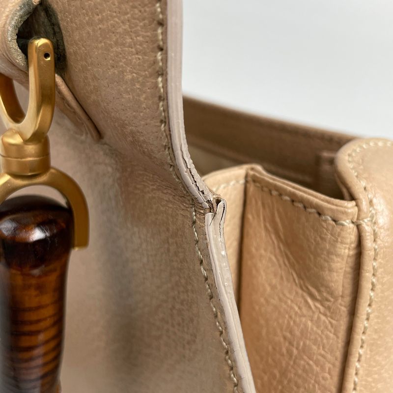 Gucci Bamboo Handbag Vintage Leather Beige