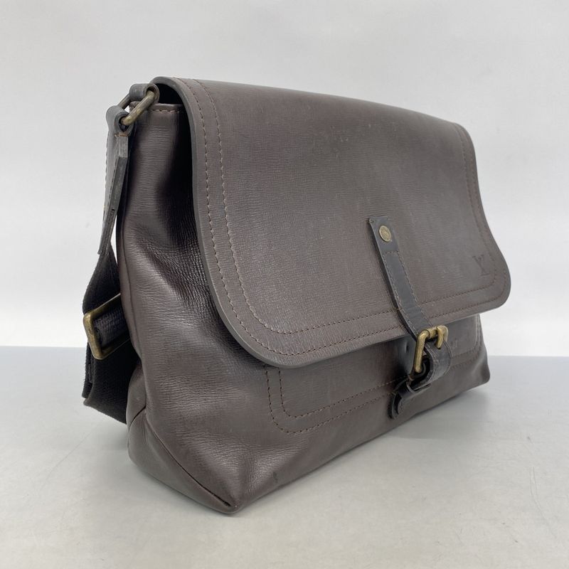 Louis Vuitton Shoulder Bag Utah Omaha Cafe