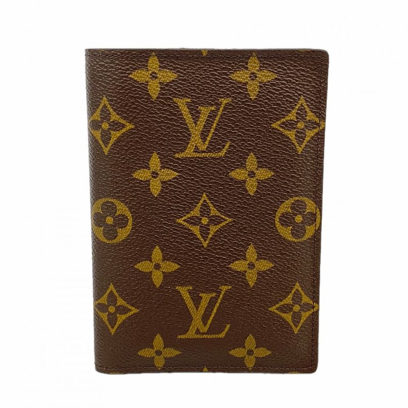 Louis Vuitton Passport Case Monogram Couverture Brown