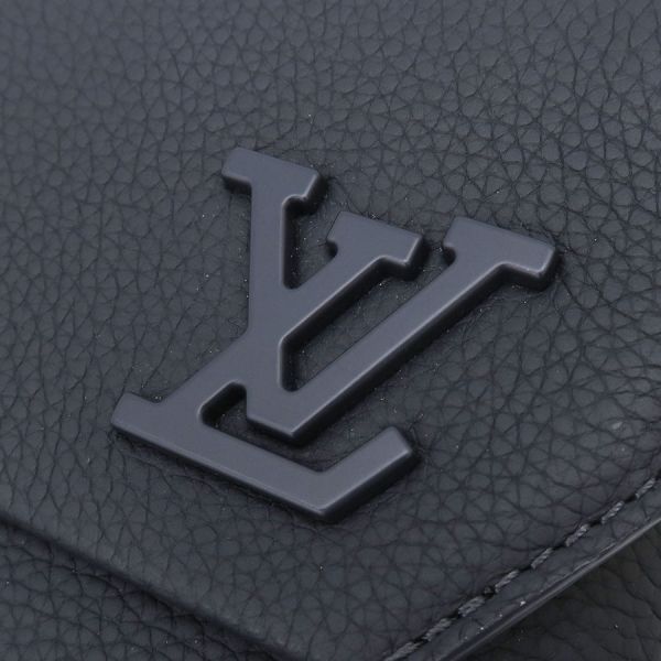 Louis Vuitton Fastline Leather