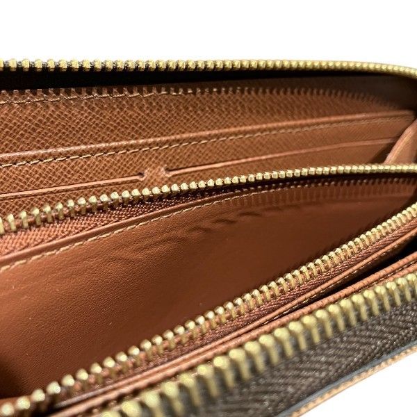 Louis Vuitton Monogram Zippy Wallet