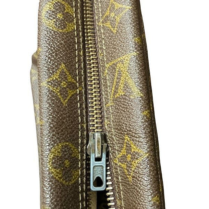 Louis Vuitton Monogram Trousse Toilette 28 Clutch