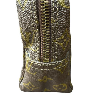 Louis Vuitton Monogram Trousse Toilette 28 Clutch