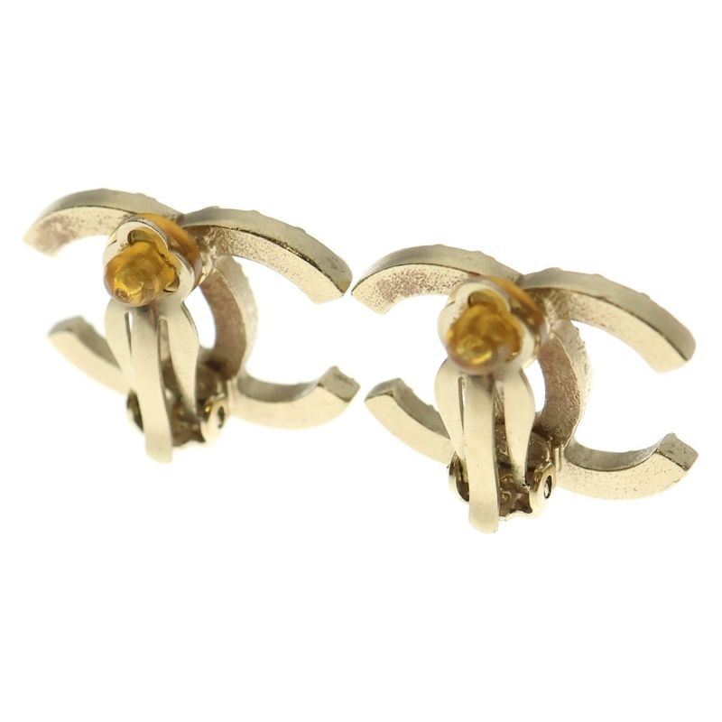 Chanel CC Logo Earrings Gold
