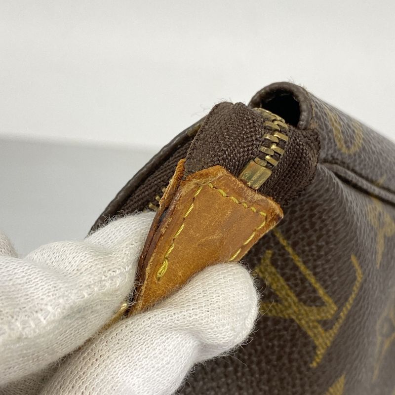 Louis Vuitton Pouch Monogram Pochette Brown