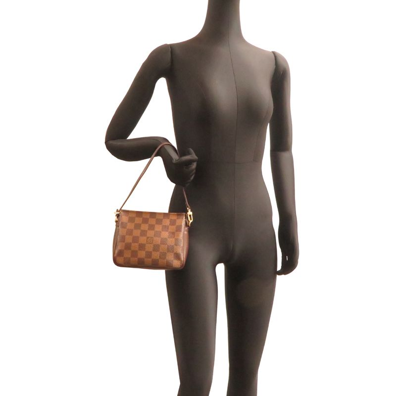 Louis Vuitton Handbag Brown