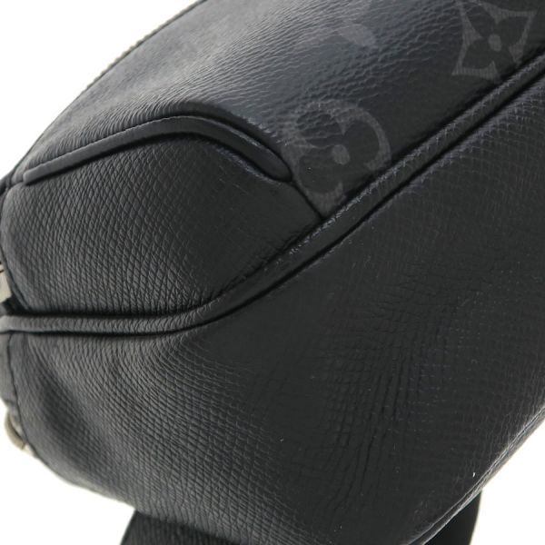 Louis Vuitton Taiga Taigarama Bum Bag Outdoor