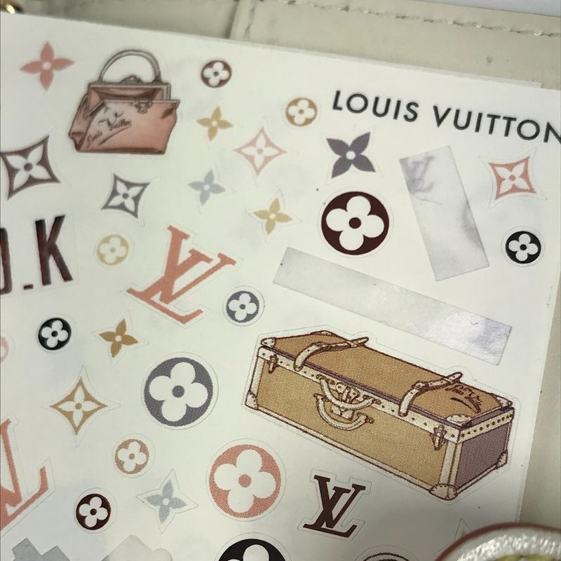 Louis Vuitton Notebook Cover Agenda PM Suhali Leather White