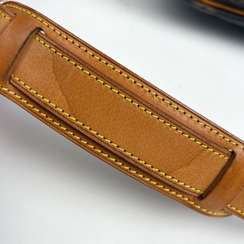 Louis Vuitton Saumur 35 Crossbody Shoulder Bag Monogram Brown
