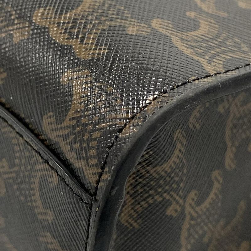 Celine Tote Vertical Cover Black Dark Brown