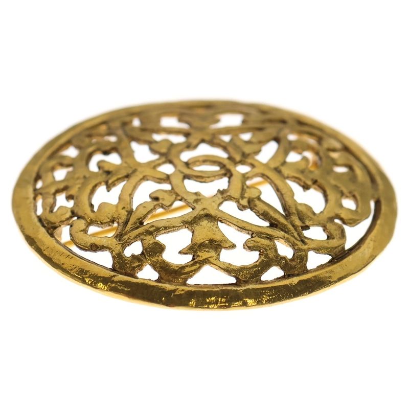 Chanel CC Logo Oval Motif Brooch Gold Vintage