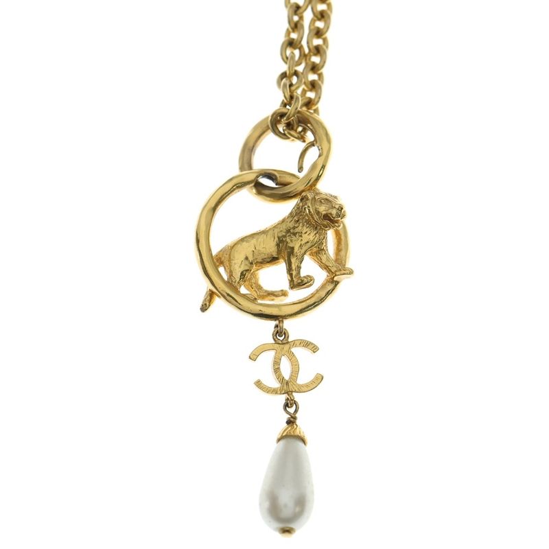 Chanel Lion CC Logo Pearl Chain Pendant Necklace Gold