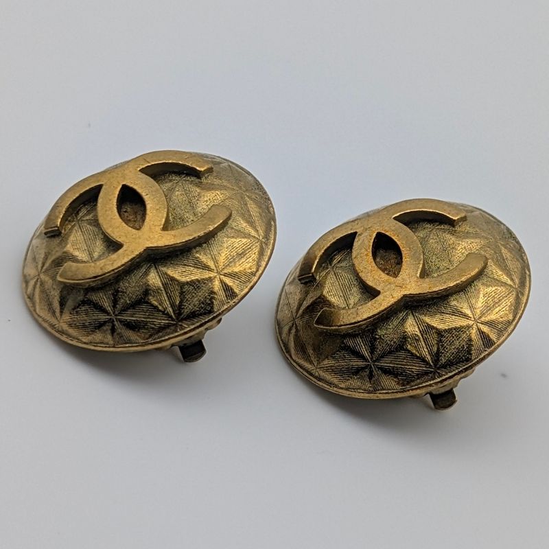 Chanel Earrings CC Logo Round Gold Vintage