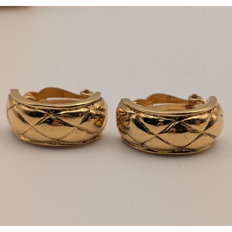 Chanel Earrings CC Logo Round Gold Vintage