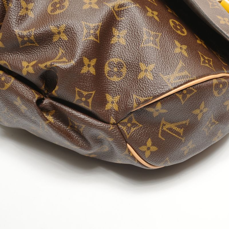 Louis Vuitton Shoulder Bag Kalahari GM Monogram