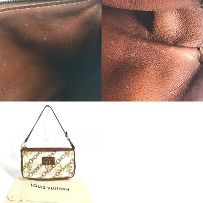 Louis Vuitton Shoulder Bag Pochette Vinyl Leather White
