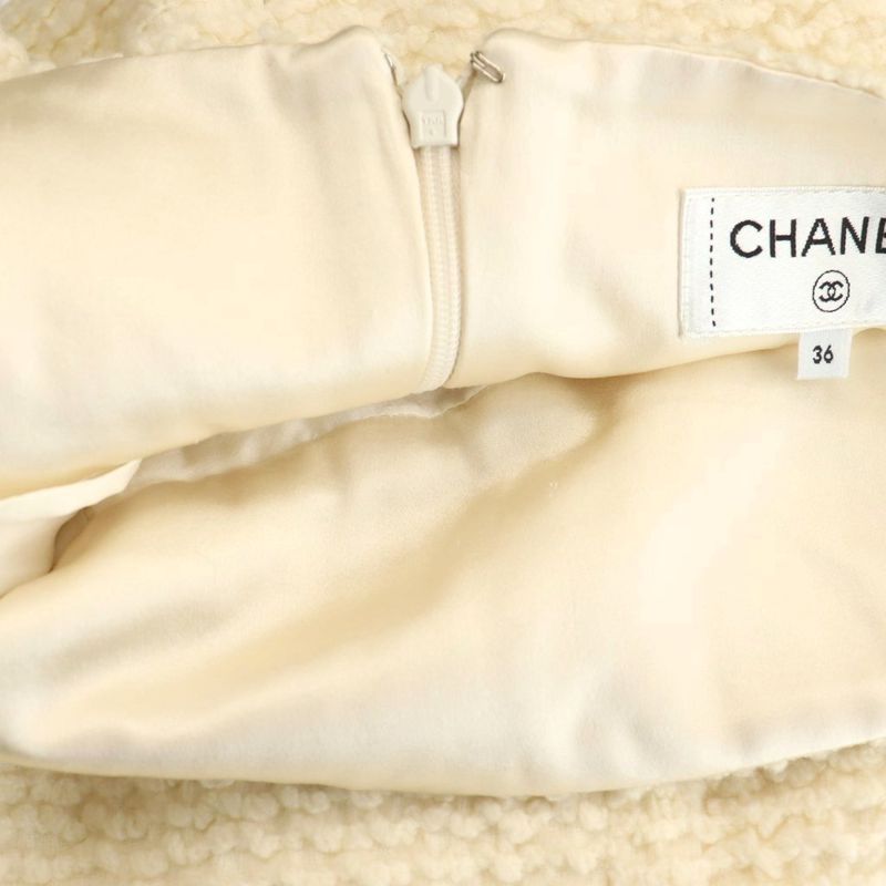 Chanel Tweed Coco Button Wrap Design Skirt Knee Length Silk Blend 36 Ivory