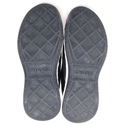 Chanel CC Logo Suede Sneakers Black