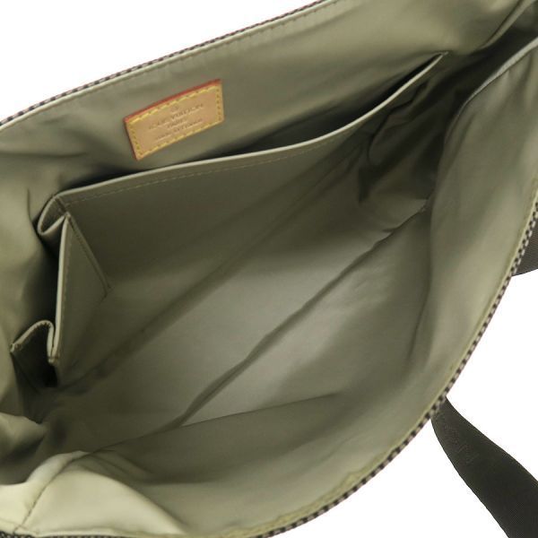 Louis Vuitton Damier Geant Petit Messager Shoulder Bag
