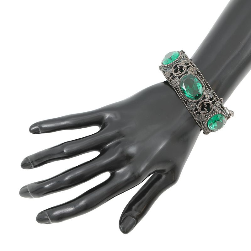 Gucci Bracelet Interlocking Flower Bangle 17 Stone Cat Head