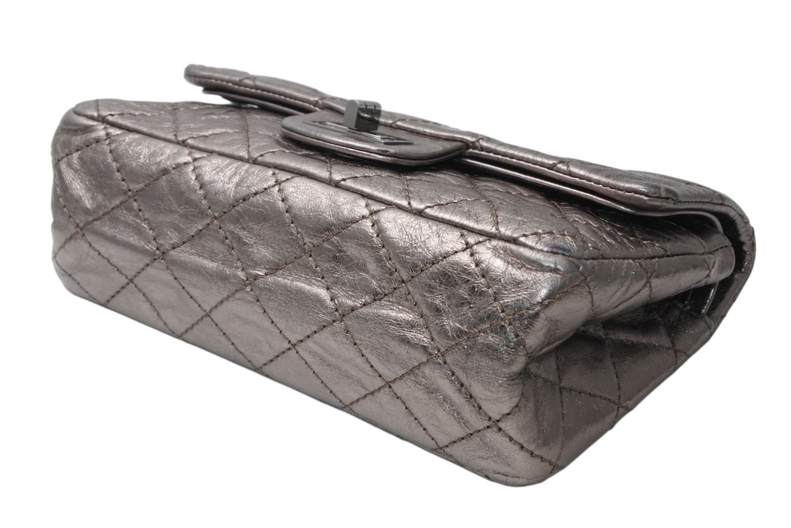 Chanel 2.55 Quilted 20 Double Flap Chain Shoulder Bag CC Logo Aged Calfskin — view 8
