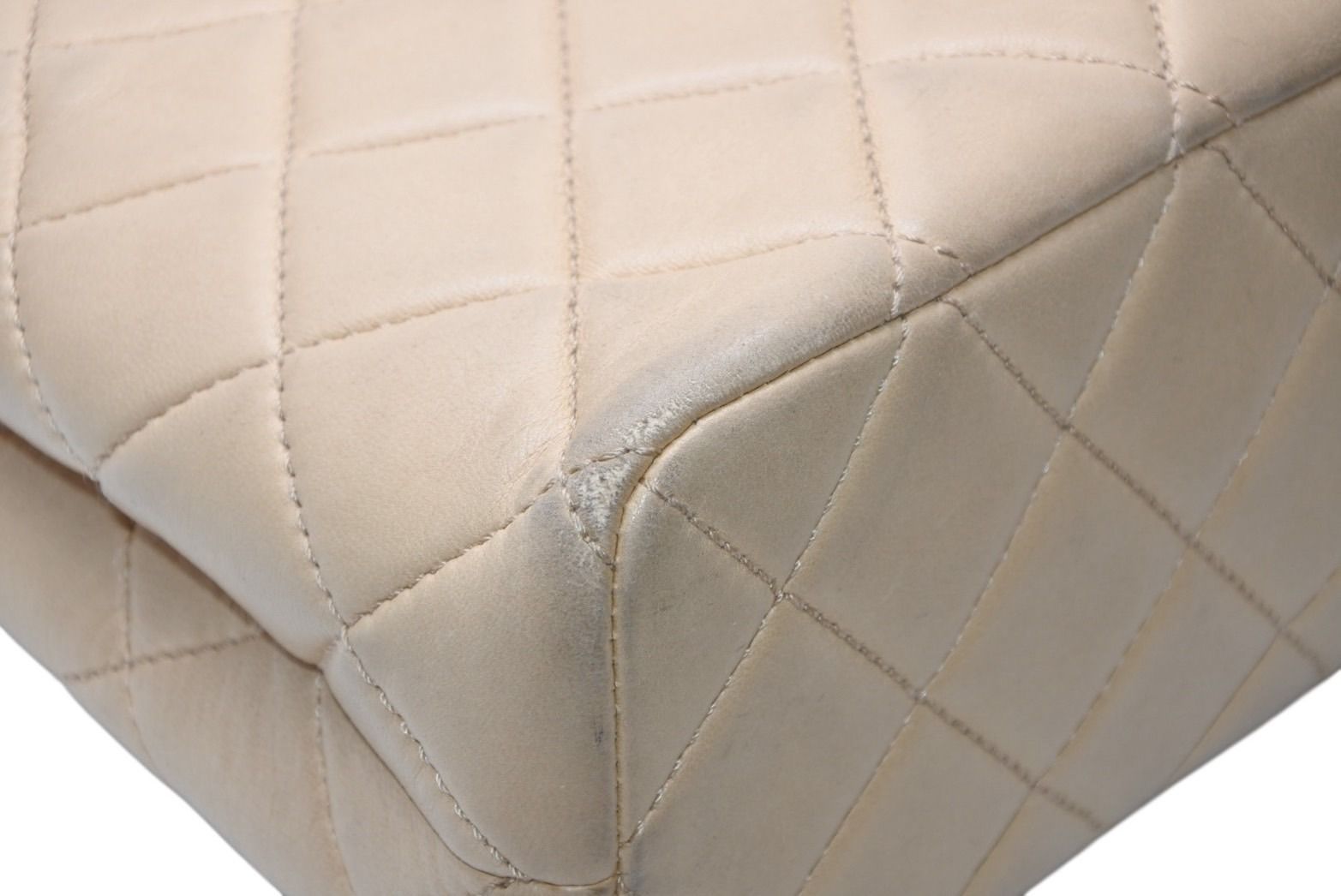 Chanel Chain Bag CC Logo Lambskin Beige Brown Tortoiseshell Pattern — view 8