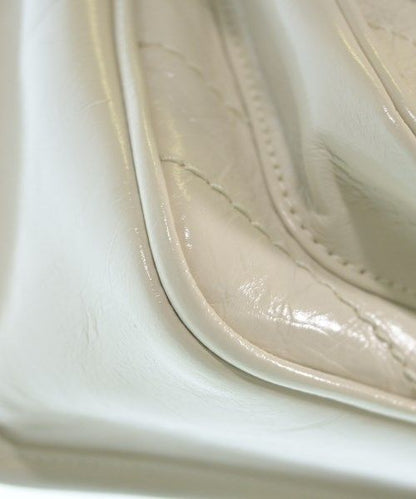 Saint Laurent Paris Shoulder Bag Off-white