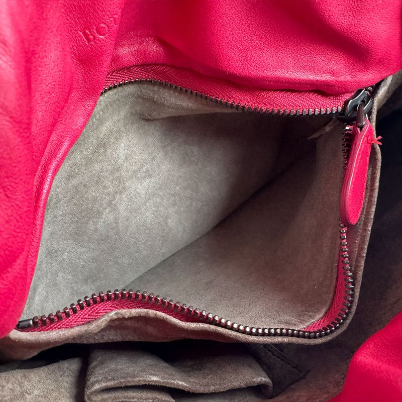 Bottega Veneta Crossbody Shoulder Bag Magenta Serial Number: