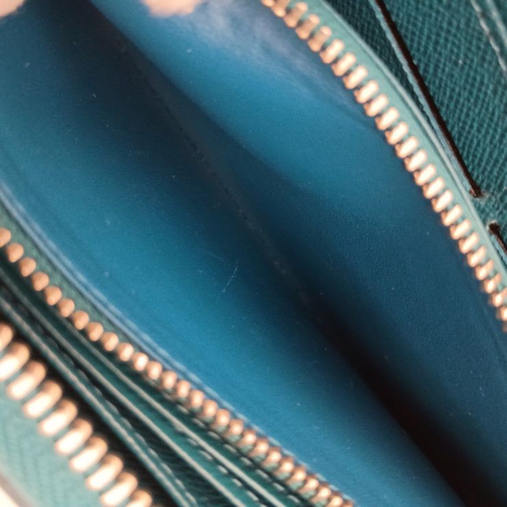 Louis Vuitton Wallet Zippy Chien Epi Round