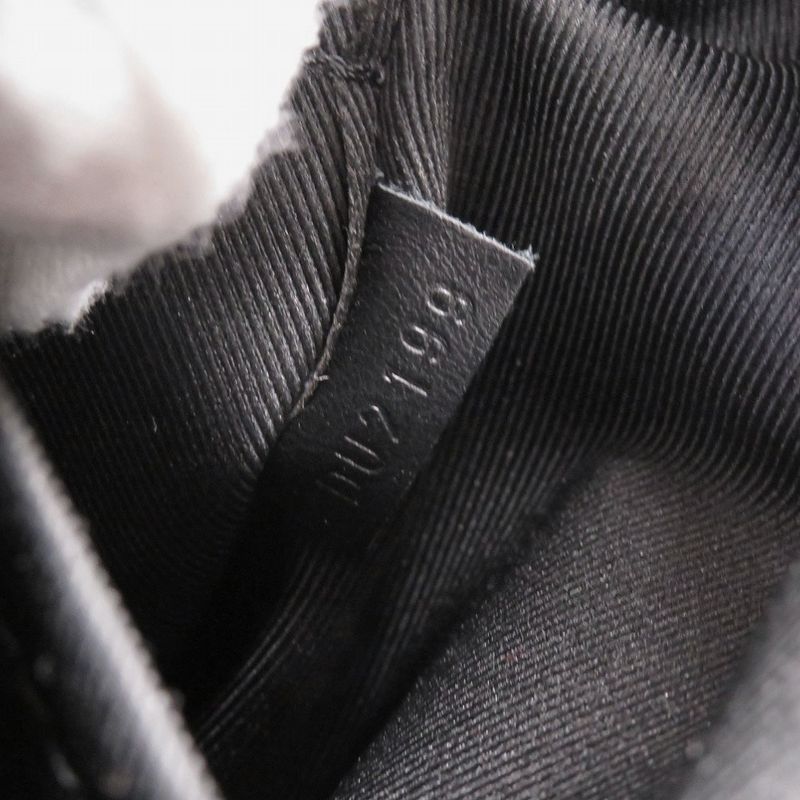 Louis Vuitton Soft Trunk Rainbow Color Taiga Leather Black Shoulder Bag [serial Number]