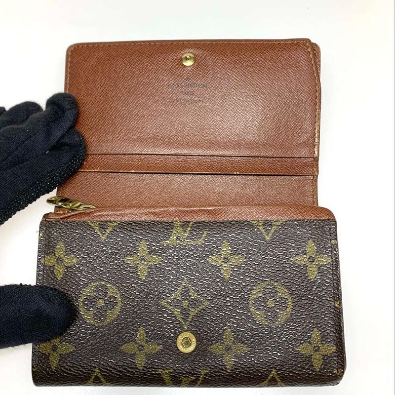 Louis Vuitton Bifold Wallet