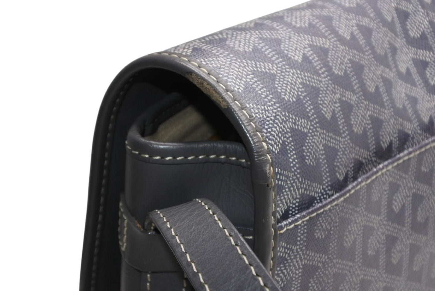 Goyard Belvedere MM Shoulder Bag Gray Leather Silver Herringbone Pattern — view 5