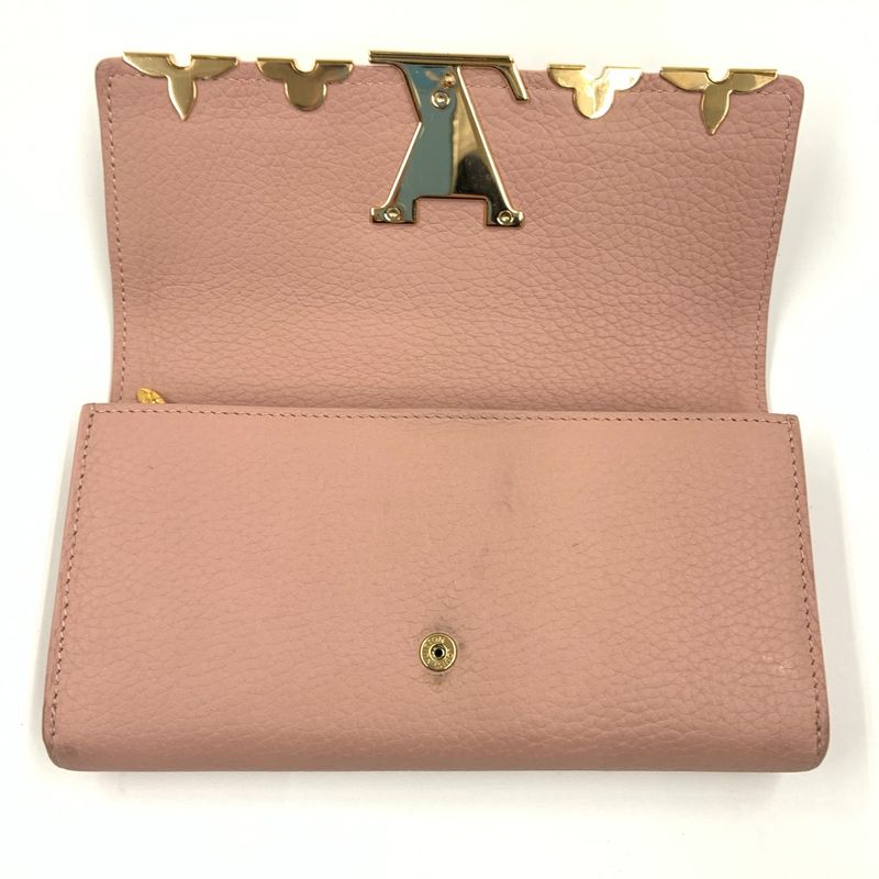 Louis Vuitton Portefeuille Capucines Bifold Wallet Pink