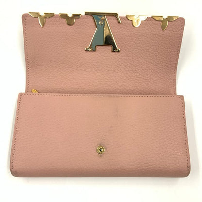 Louis Vuitton Portefeuille Capucines Bifold Wallet Pink