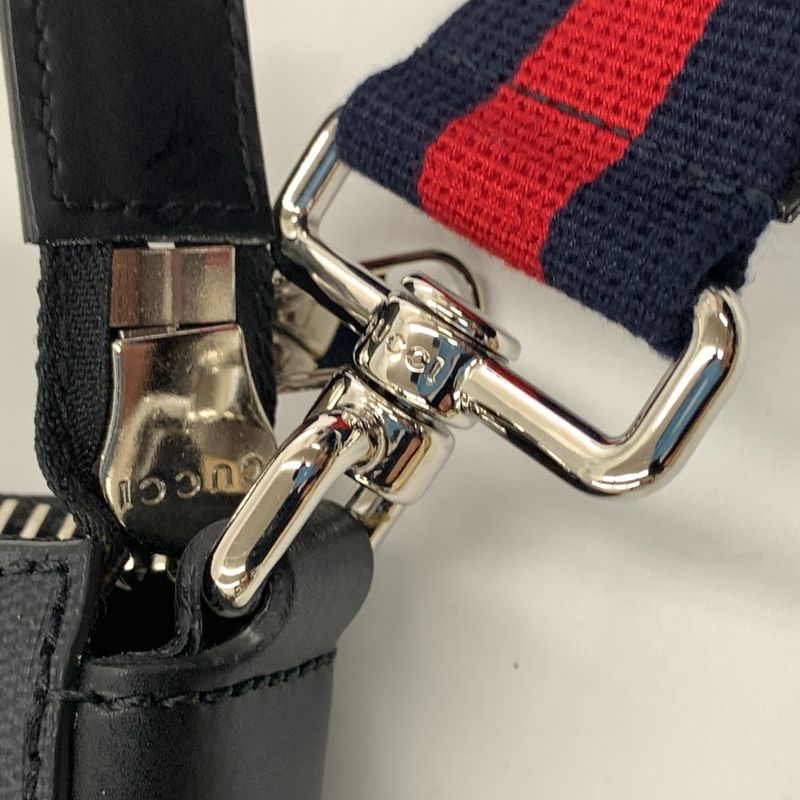Gucci GG Supreme Small Messenger Bag Black