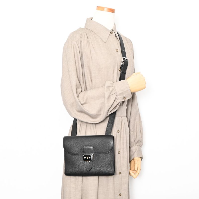 Hermes Shoulder Bag Sac a Depeches 21